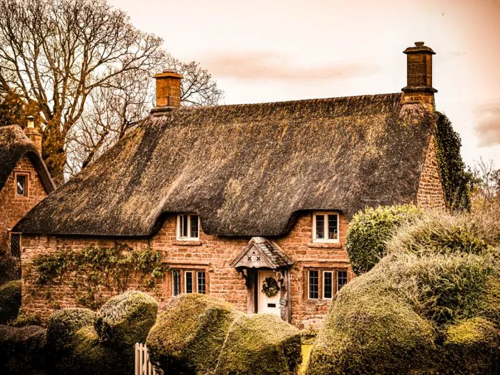 14 Beautiful Towns in the Cotswolds