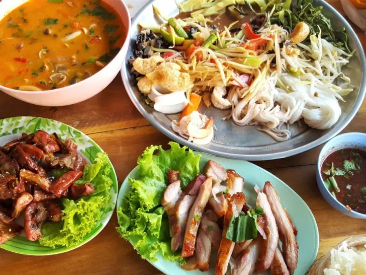 8 Best Koh Phi Phi Restaurants Not to Miss!