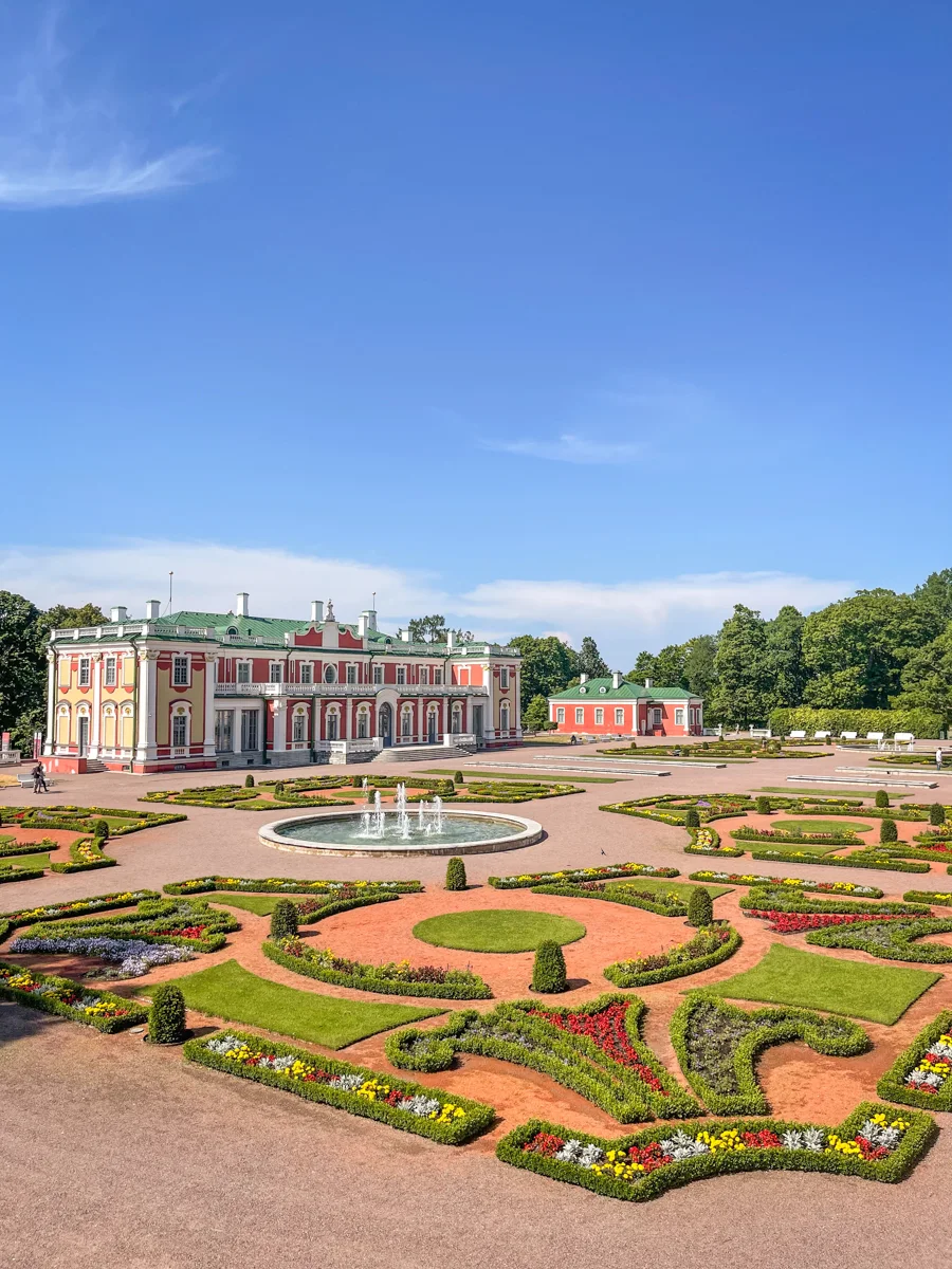 Kadriorg Art Museum with colorful gardens and an even more colorful baroque palace in the background.